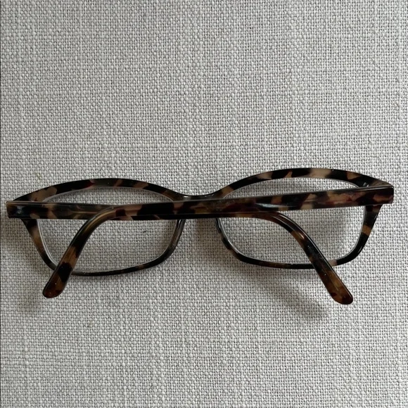 Stylish Tortoiseshell Prescription Glass Frames - Picture 2 of 4